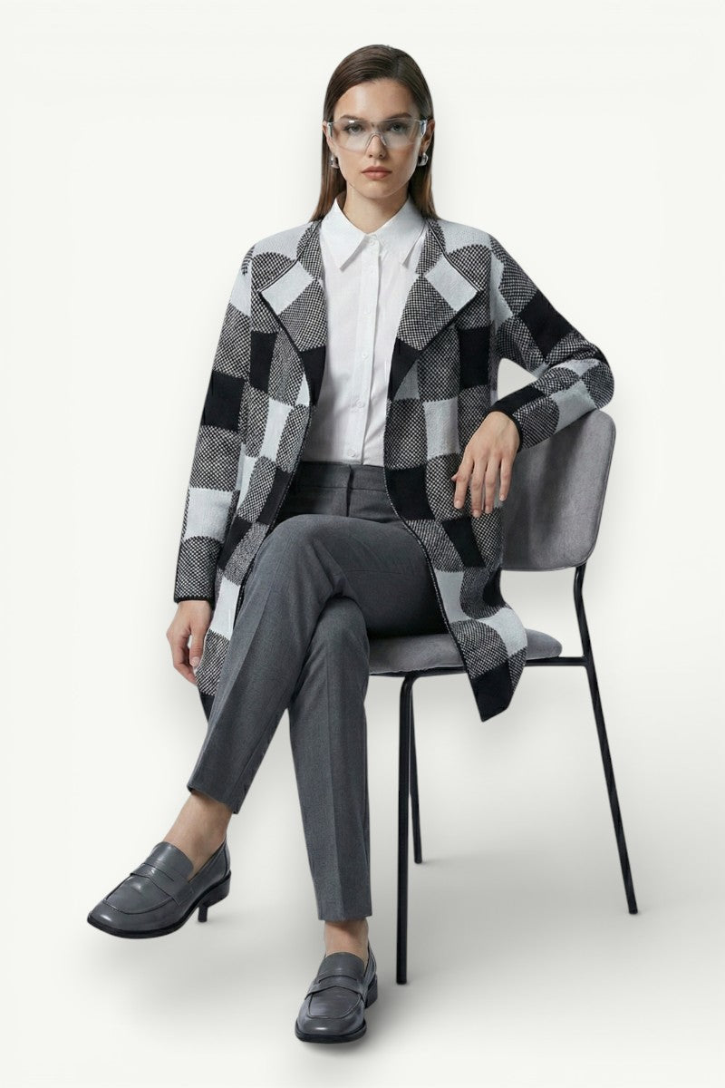 Plus Size Color-Block Lapel Knit Cardigan
