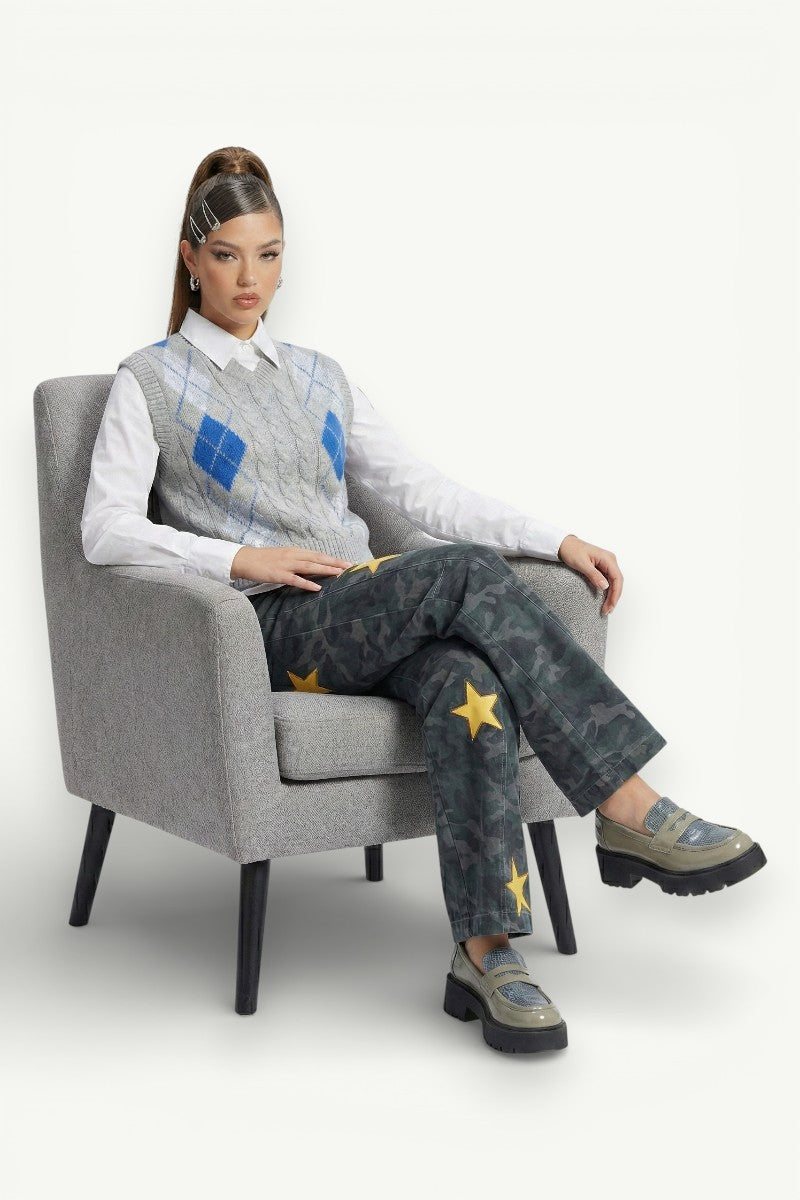 Star Patch Baggy Jeans