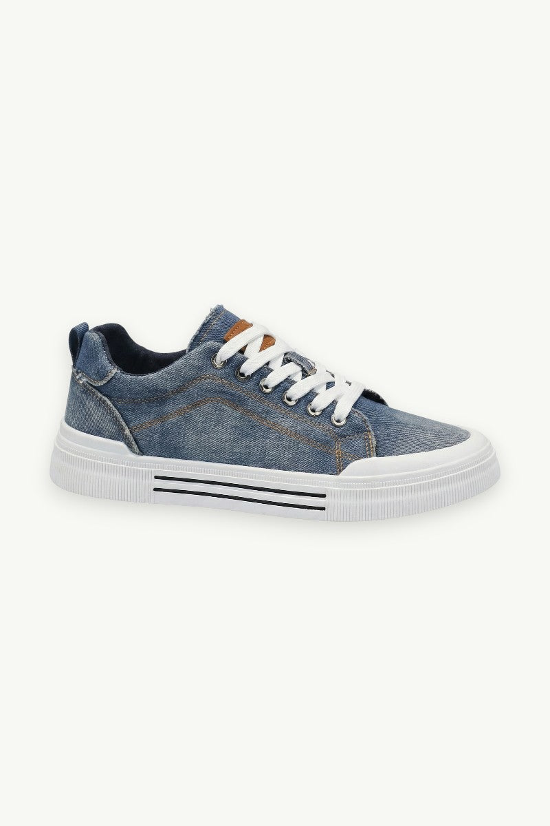Metroboard Canvas Sneakers