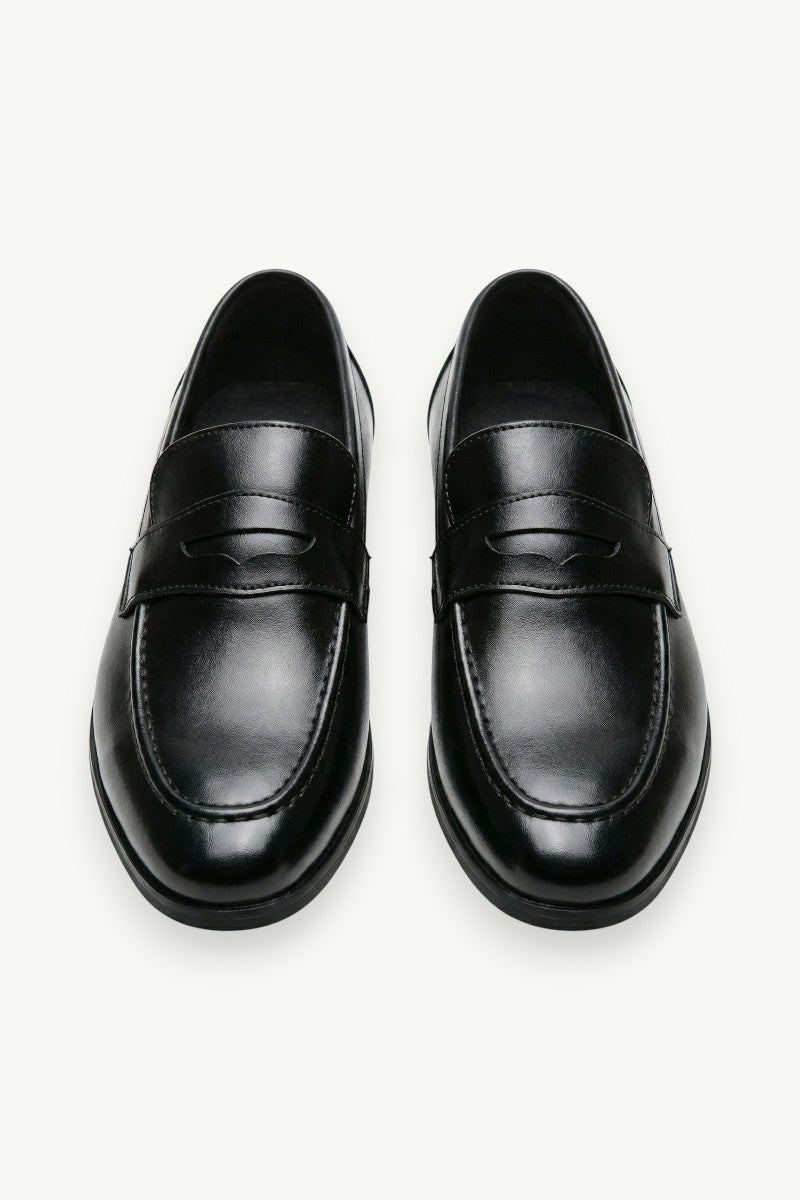 Pointed-Toe Business Loafers