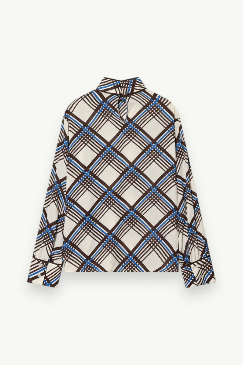 Half-High Neck Pullover Shirt