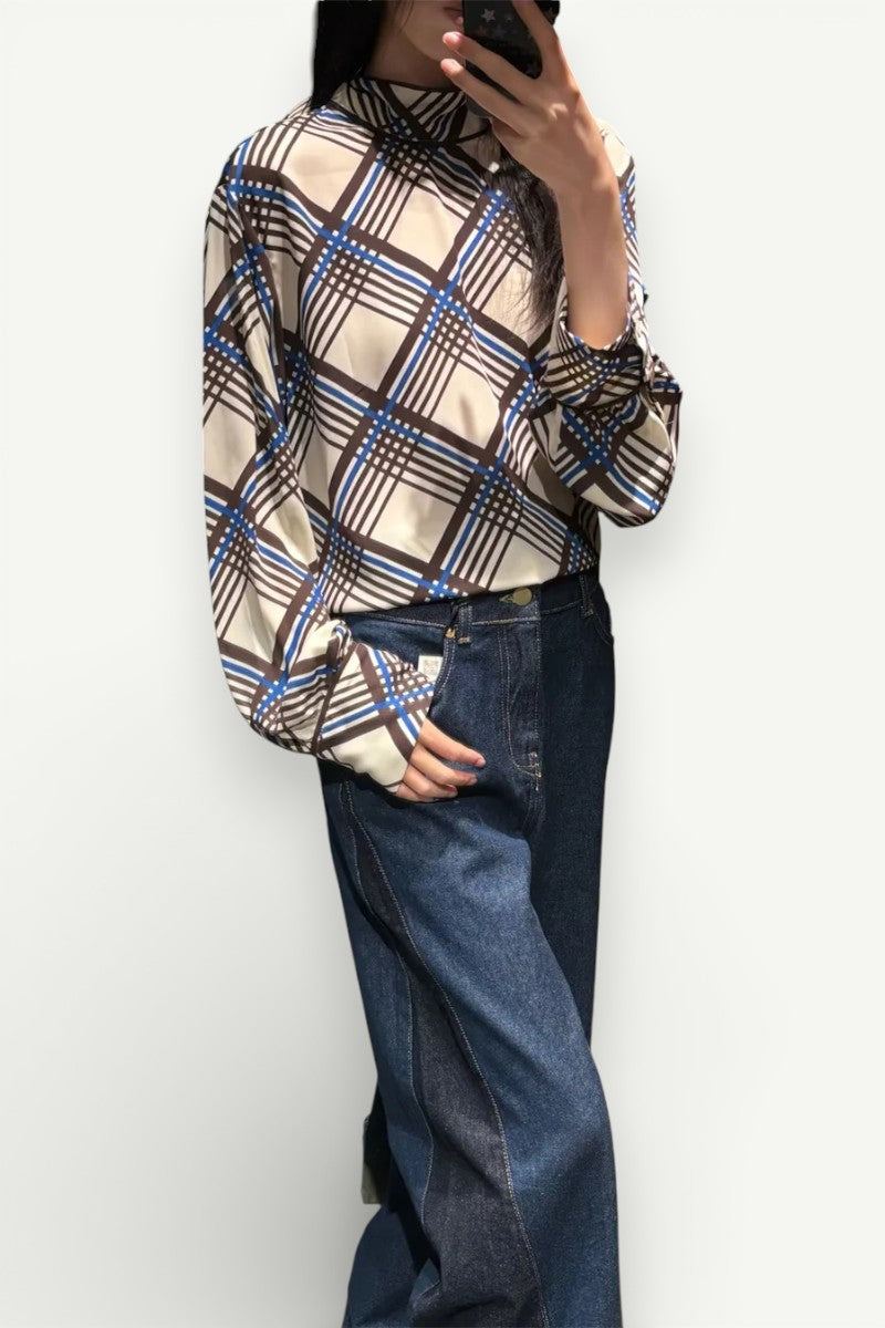 Half-High Neck Pullover Shirt