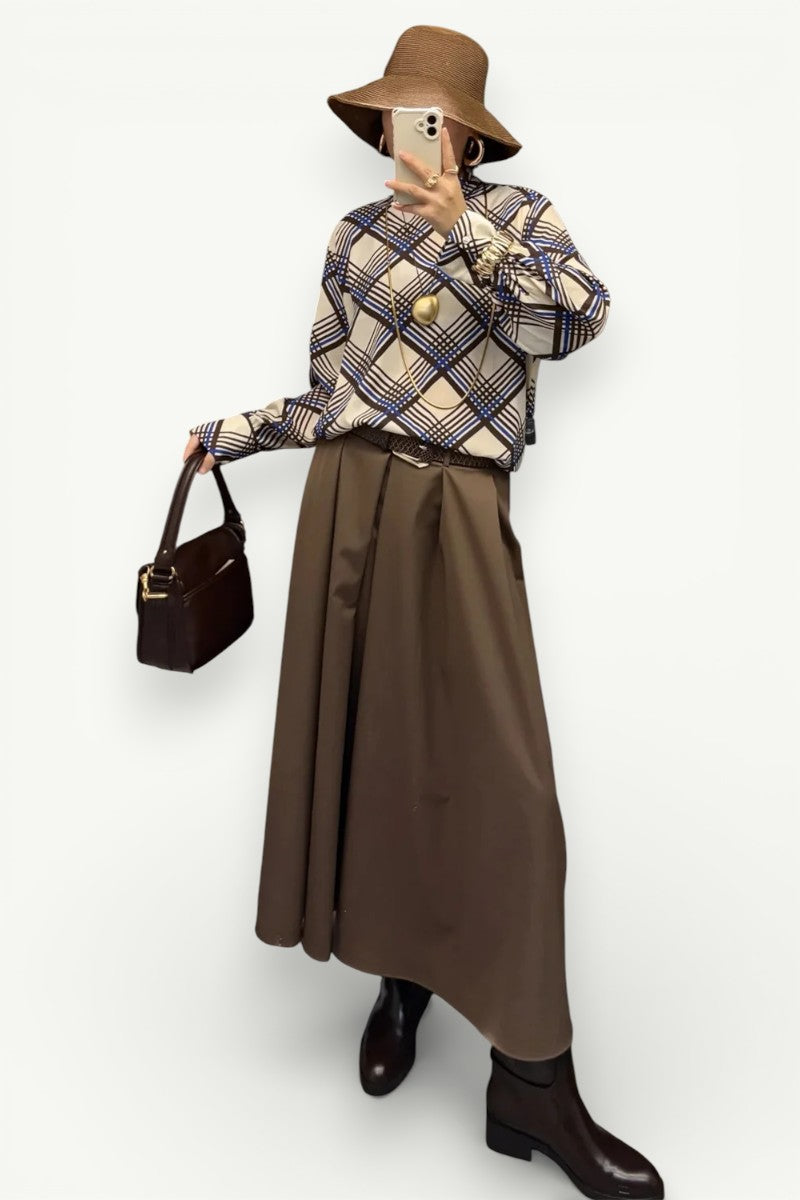 Half-High Neck Pullover Shirt